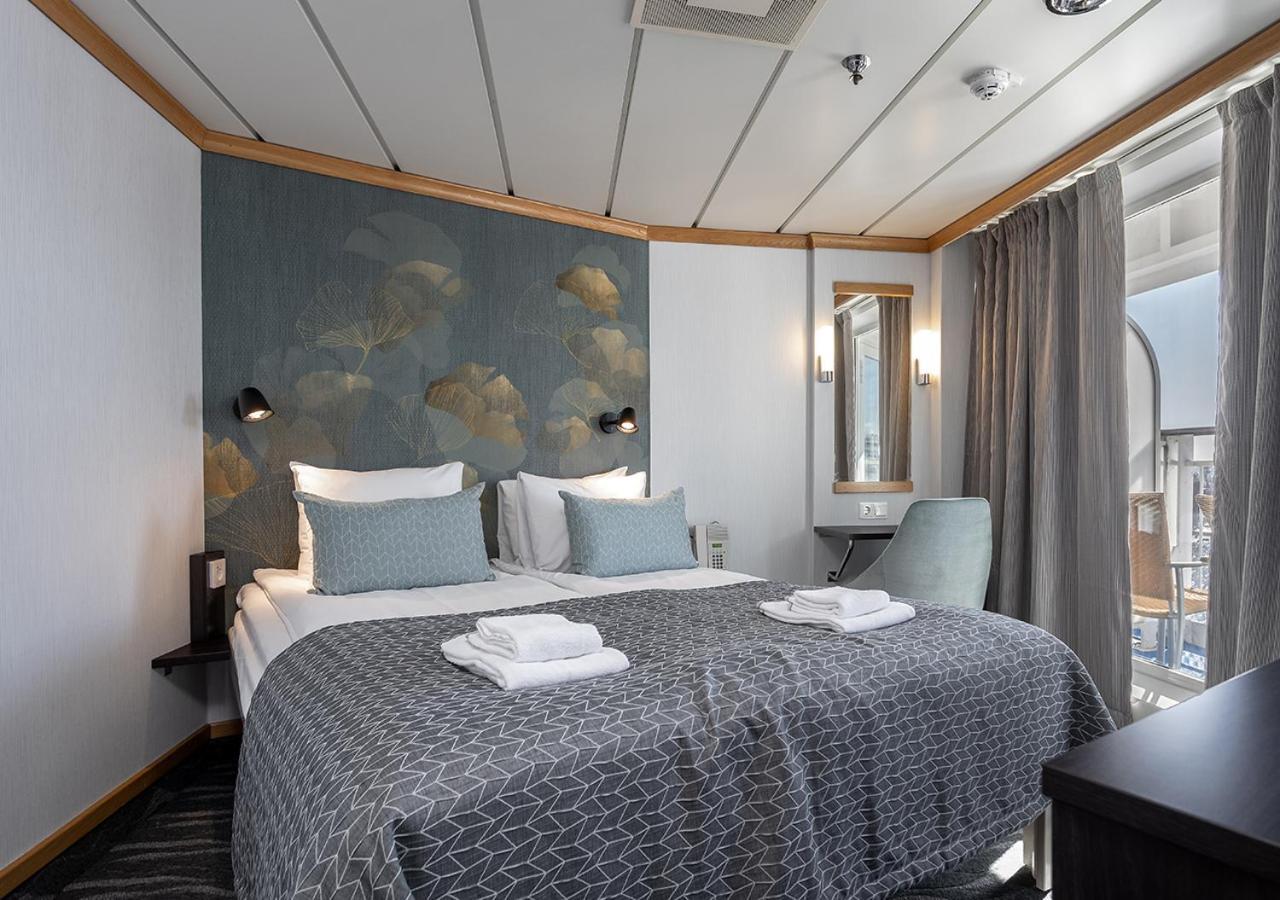Viking Line Ferry Gabriella - 2-Night Cruise Stockholm-Helsinki-Stockholm Hotel Ngoại thất bức ảnh