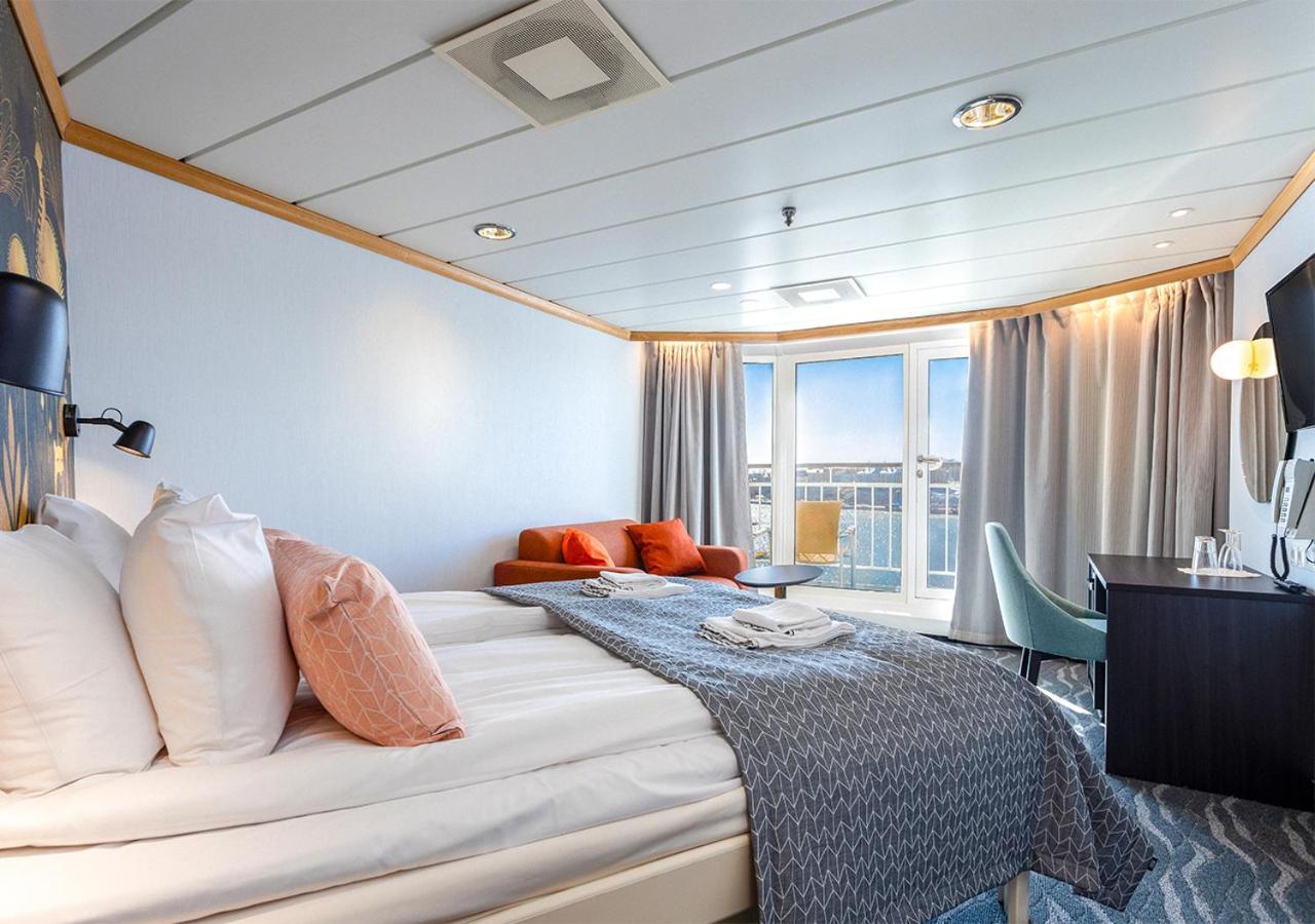 Viking Line Ferry Gabriella - 2-Night Cruise Stockholm-Helsinki-Stockholm Hotel Phòng bức ảnh