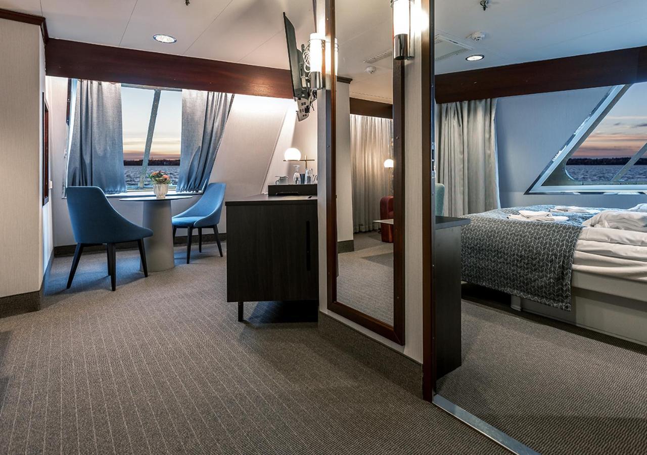 Viking Line Ferry Gabriella - 2-Night Cruise Stockholm-Helsinki-Stockholm Hotel Phòng bức ảnh